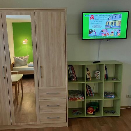 Ferienwohnung Morgensonne Am Kurpark Bad Berka - Parkplatz - Spielplatz - Wlan - 2 Schlafzimmer ภายนอก รูปภาพ