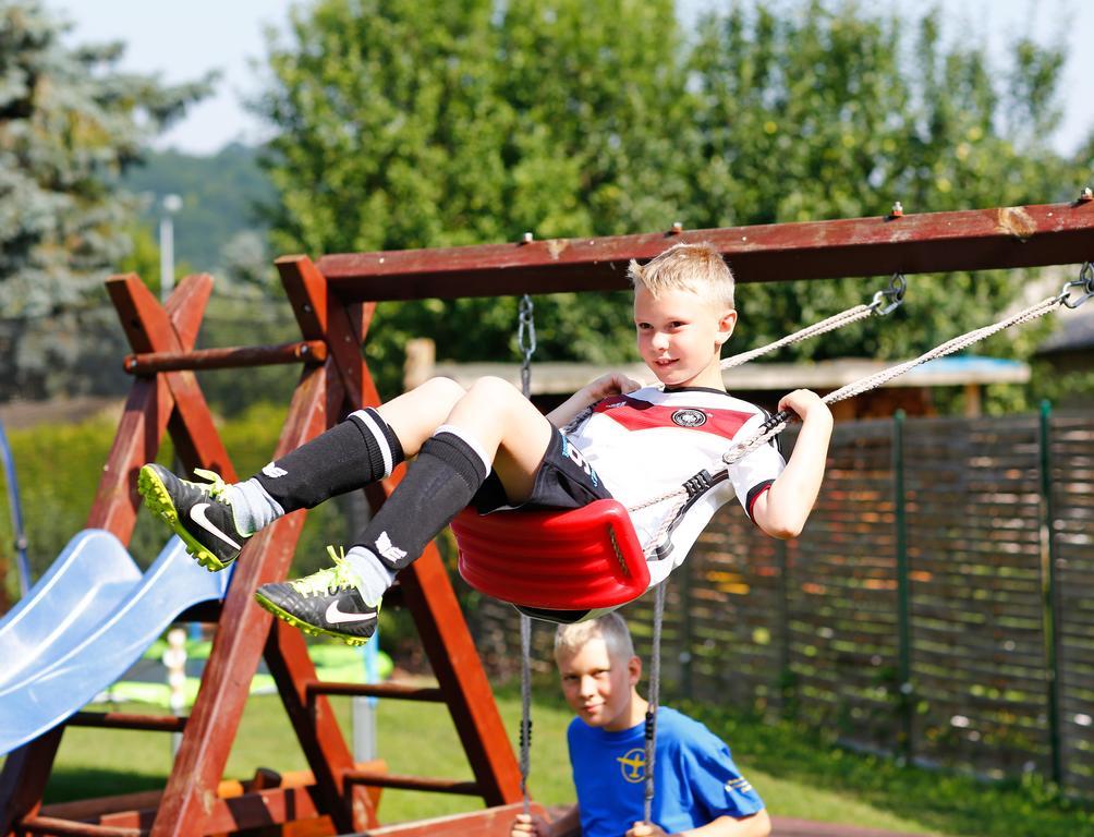 Ferienwohnung Morgensonne Am Kurpark Bad Berka - Parkplatz - Spielplatz - Wlan - 2 Schlafzimmer ห้อง รูปภาพ